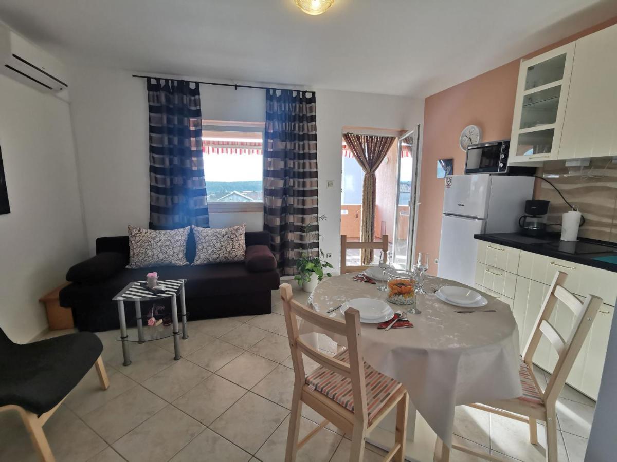 Apartments With A Swimming Pool Punat, Krk - 5378 Exterior foto